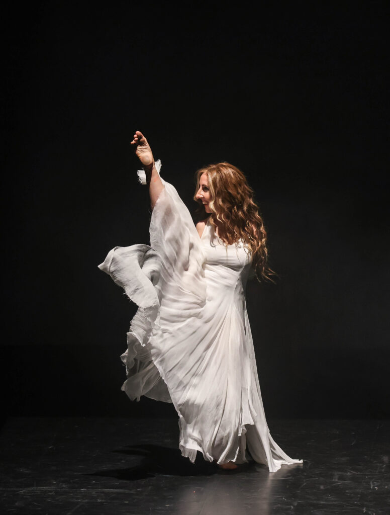 simona atzori danza sul palco